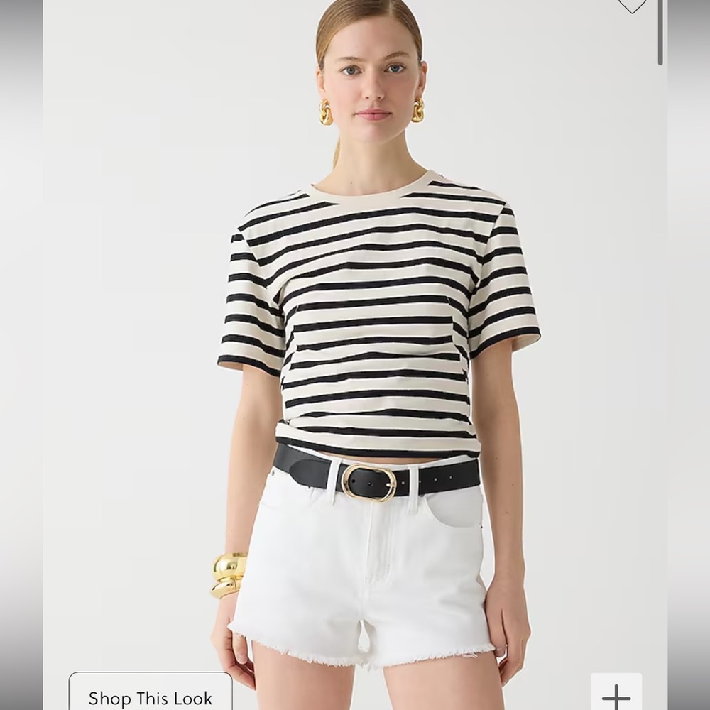 J crew White denim shorts with a nice fit and nice fraying #denimshorts